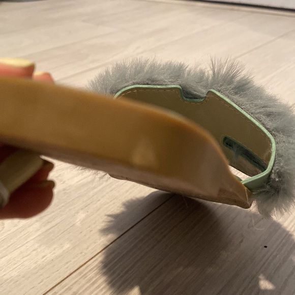 NWOT Fluffy women sandals, Size 8 - Picture 7 of 8